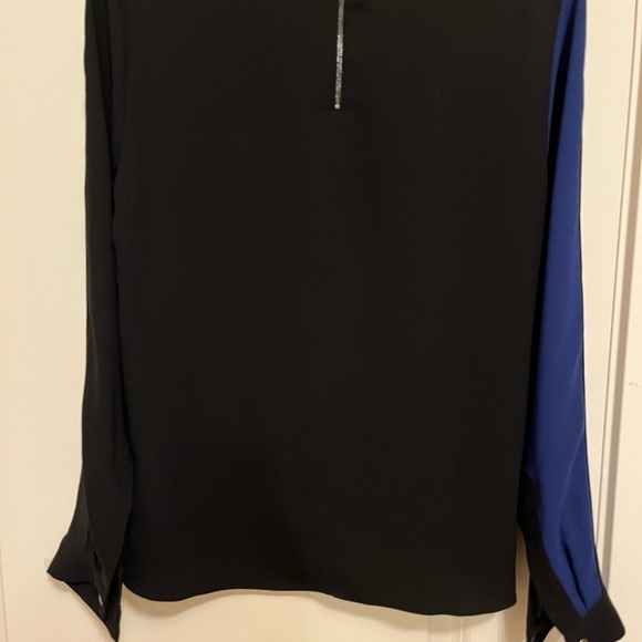 BCBG MaxAzria “Carrie” Black, Blue and Green Designer Blouse Women's Size  XS - Picture 7 of 9